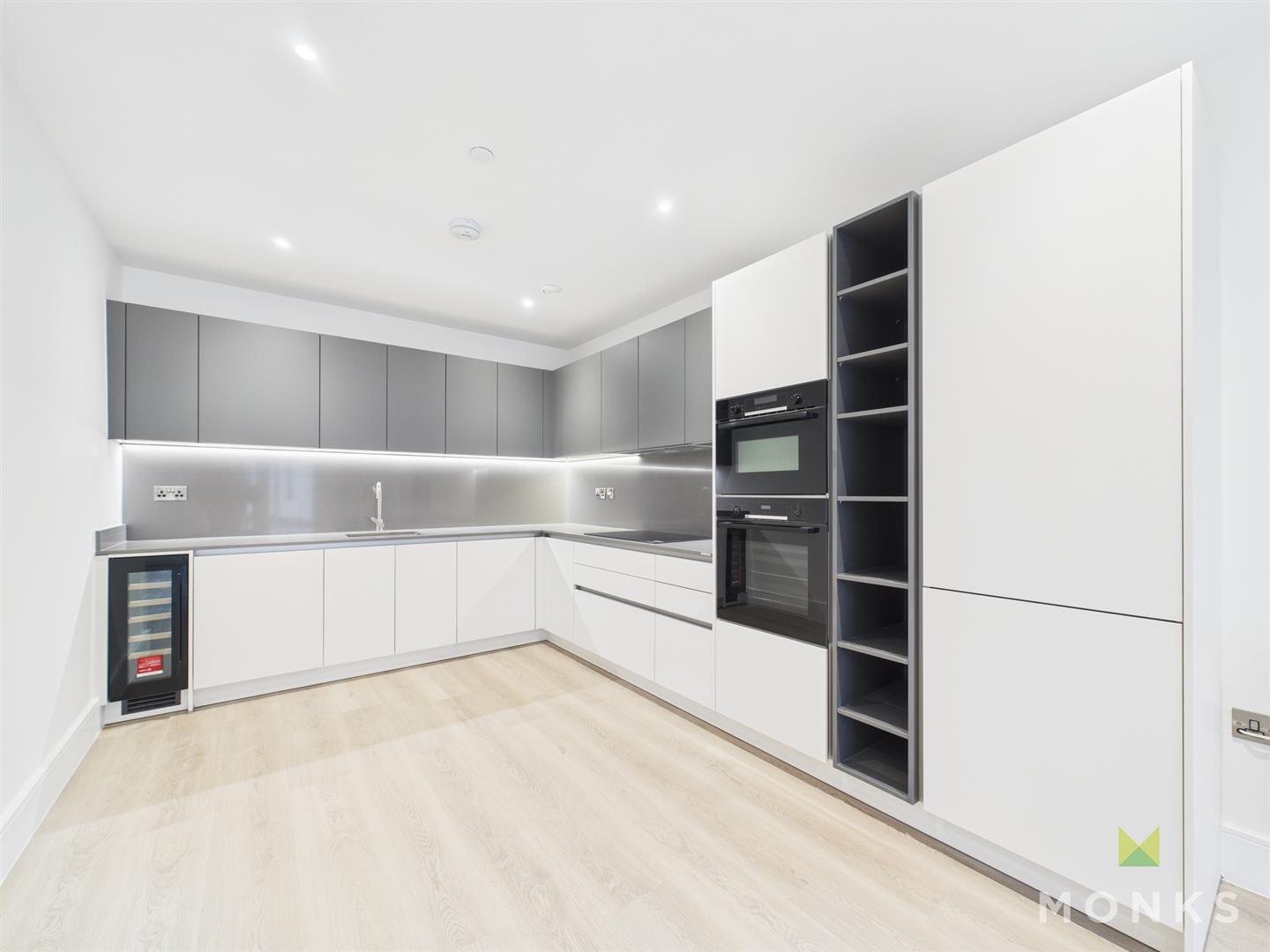 16 Old Coleham Court, Shrewsbury, SY3 7BS For Sale